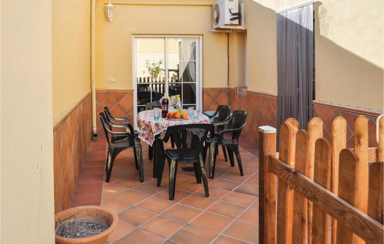 Cozy Home In Olivares With Outdoor Swimming Pool Ngoại thất bức ảnh